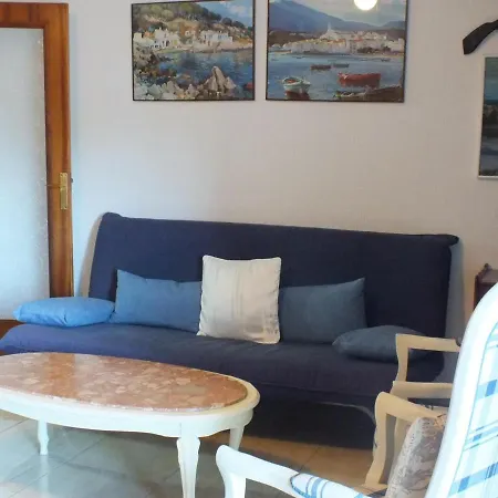 Apartment En Primera Linea De Playa Con Piscina Y Terraza En - Es-204-5 Roses