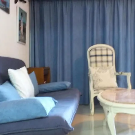 En Primera Linea De Playa Con Piscina Y Terraza En - Es-204-5 Roses
